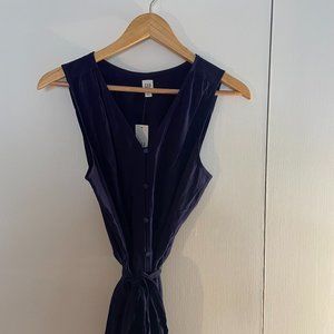 cute button up dress from gap!